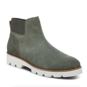 Women's Vionic Brionie Chelsea Boot